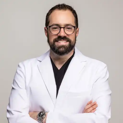 Dr. Eduardo Herrera